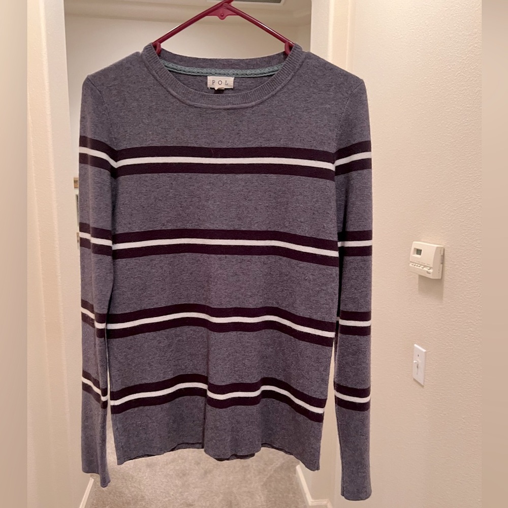 Woman’s Large POL grey stripe sweater